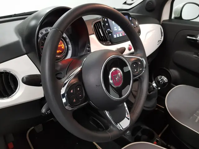 Fiat 500C 1.0 Hybrid Lounge 2020 Benzine 8