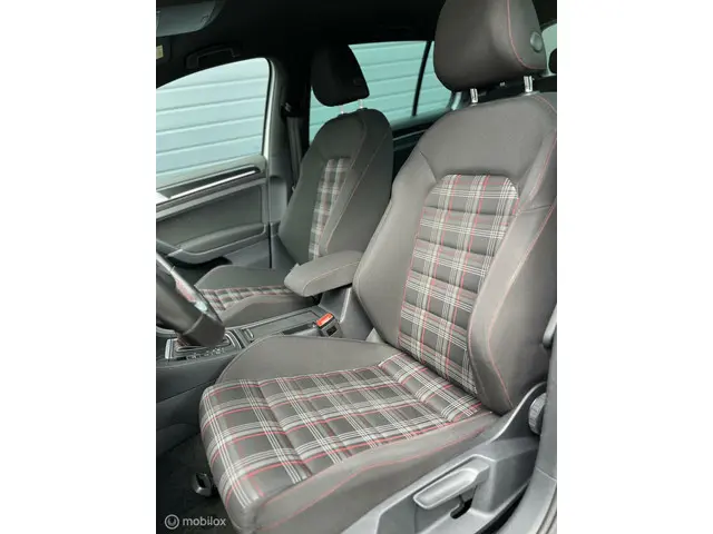Volkswagen Golf GTI 2.0 TSI |GERESERVEERD 2016 Benzine 11
