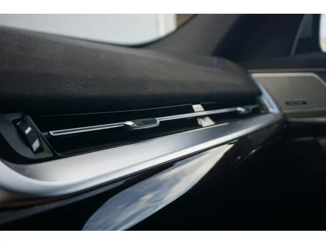 BMW X2 sDrive20i 2026 Benzine 22