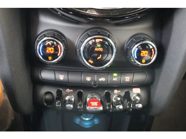 MINI Cooper Mini 1.5 Camden Edition 2023 Benzine 16