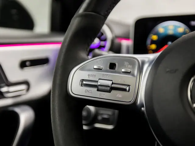Mercedes-Benz A-Klasse 220 4MATIC AMG 2019 Benzine 21