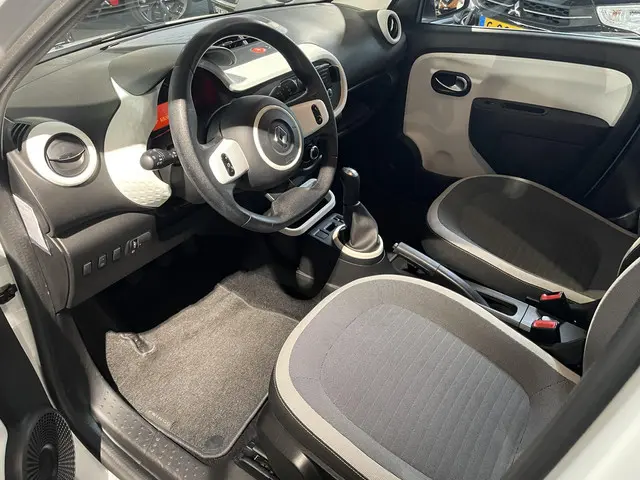 Renault Twingo 1.0 SCe Collection 2018 Benzine 20