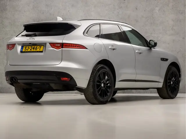 Jaguar F-PACE 2.0 Portfolio R-Sport AWD 20d 2017 Diesel 5