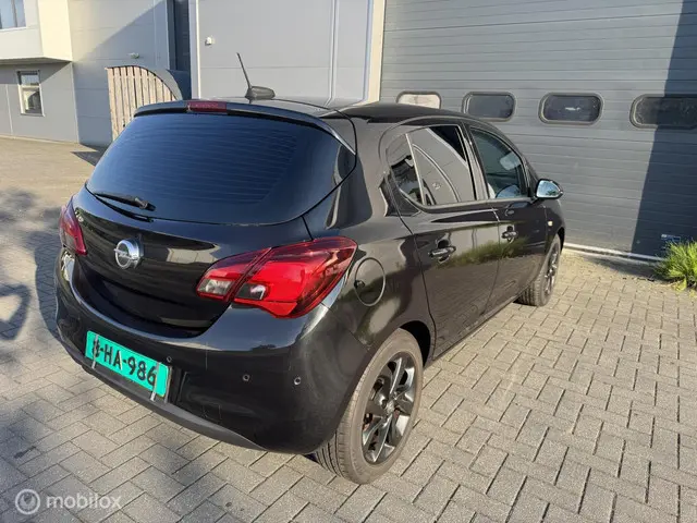 Opel Corsa 1.0 Turbo Cosmo| Navi| black&black| 2016 Benzine 5