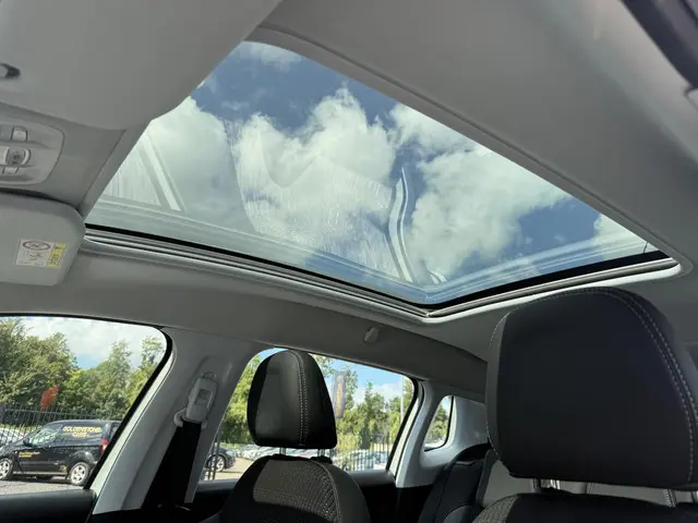 Peugeot 2008 1.2 PureTech Allure 2018 Benzine 17