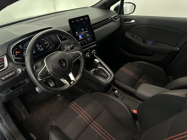 Renault Clio 1.3 TCe 130 EDC R.S. Line 2021 Benzine 24
