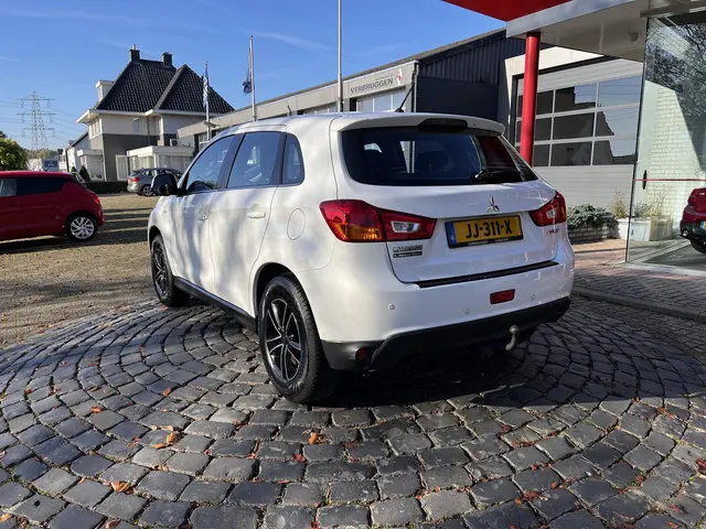 Mitsubishi ASX 3