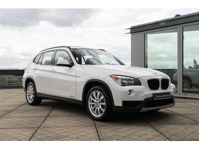 BMW X1 xDrive28i 2014 Benzine 9