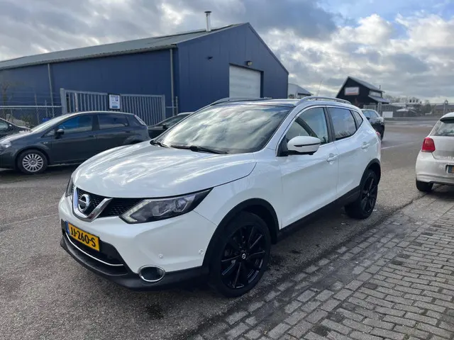 Nissan QASHQAI 1.2 Tekna full option 2016 Benzine 3