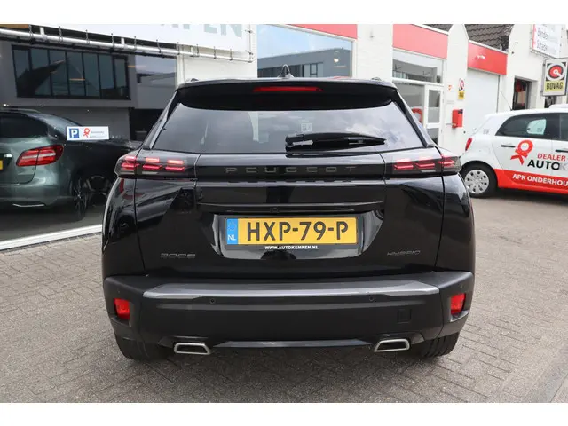 Peugeot 2008 1.2 HYBRID 136 GT 2024 Hybride Benzine 28