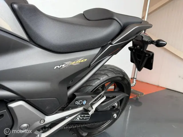 Honda NC 750 750X DCT C-ABS 2015 Benzine 23