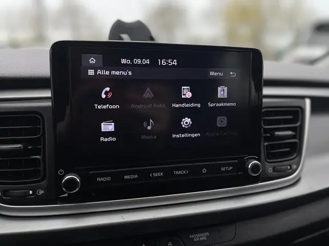 Kia Rio | Camera | Carplay| PDC | DAB | LMV | 2021 Benzine 26
