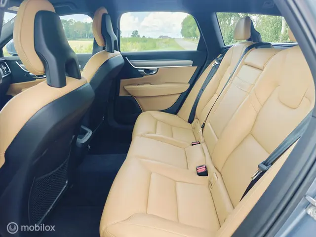 Volvo V90 2.0 T5 prachtige auto 2017 Benzine 27