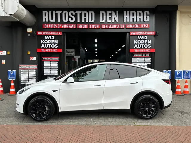 Tesla Model Y Long Range AWD 75 kWh 2022 Elektrisch 5