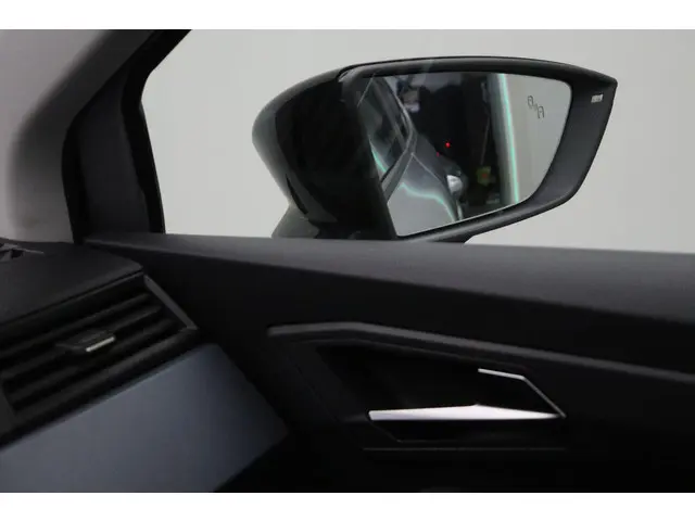 SEAT Arona 1.0 TSI Style 2018 Benzine 22