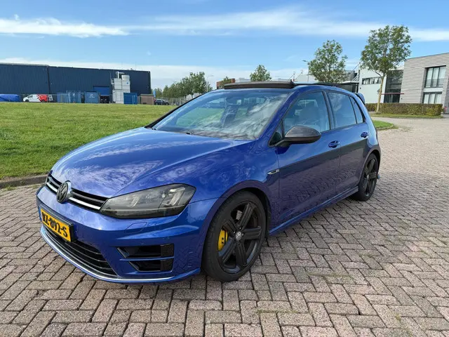 Volkswagen Golf 2.0 TSI R 4Motion 2015 Benzine 3
