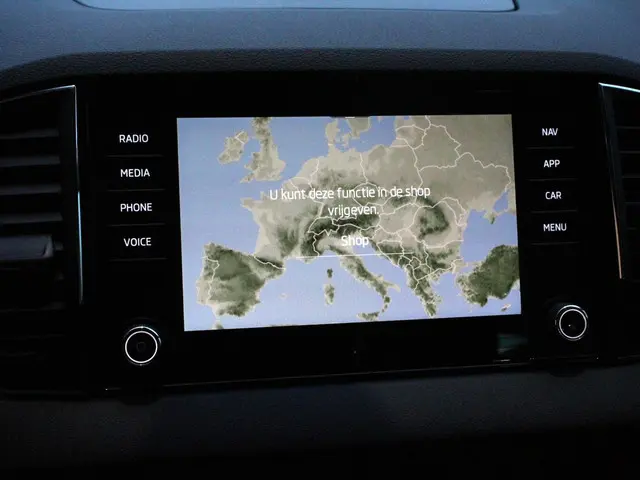 Škoda Karoq 1.5 TSI 150pk DSG Ambition 2024 Benzine 33