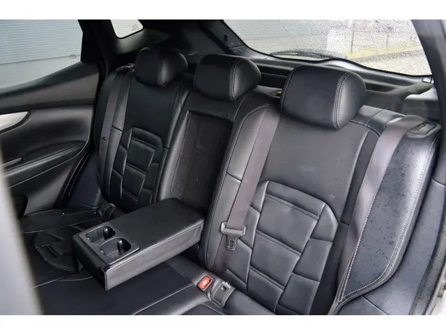 Nissan QASHQAI 1.2 Tekna + 2017 Benzine 25