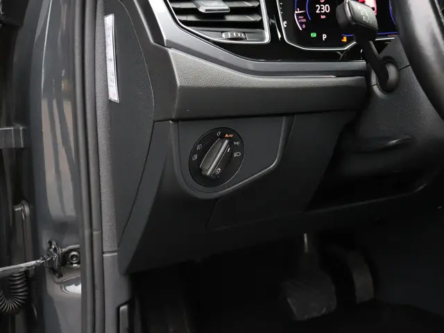 Volkswagen Polo 1.0 TSI Highline 2018 Benzine 17