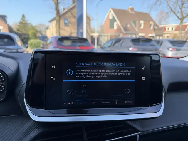 Peugeot 2008 1.2 Turbo 100 PK Active Pack 2021 Benzine 17