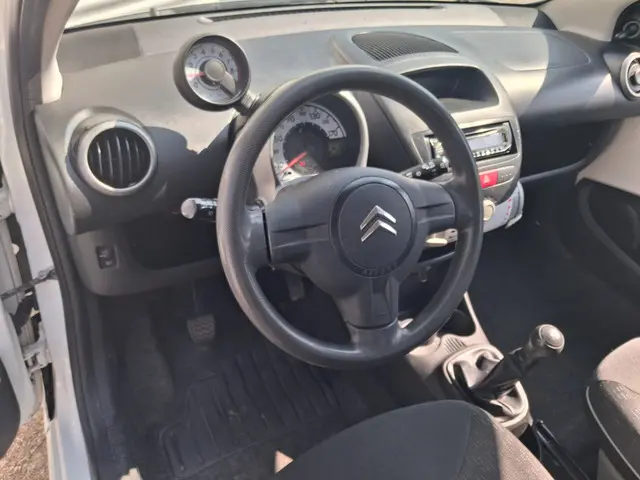 Citroën C1 1.0 Attraction 2013 Benzine 3
