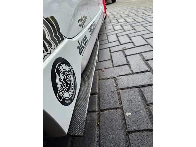 Hyundai Veloster 1.6 T-GDI i-Catcher Premium 2015 Benzine 34