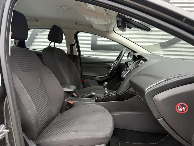 Ford Focus Wagon 1.0 Titanium 2016 Benzine 9