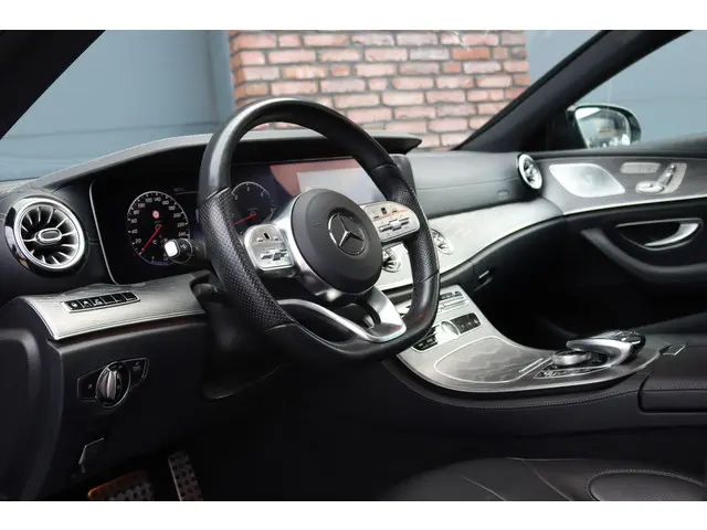 Mercedes-Benz CLS 350 d 4MATIC Premium+ | 2018 Diesel 12