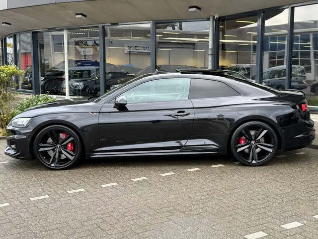 Audi RS5 3