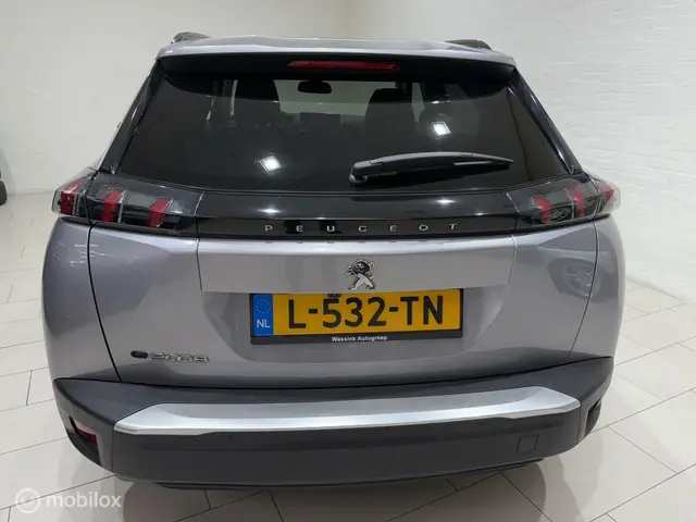 Peugeot e-2008 EV GT 50 kWh 2021 Elektrisch 8