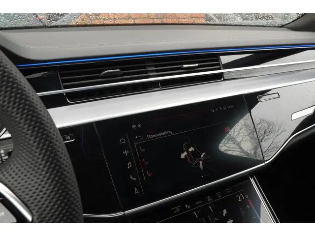 Audi A8 60 TFSI e quattro 2022 Hybride Benzine 17