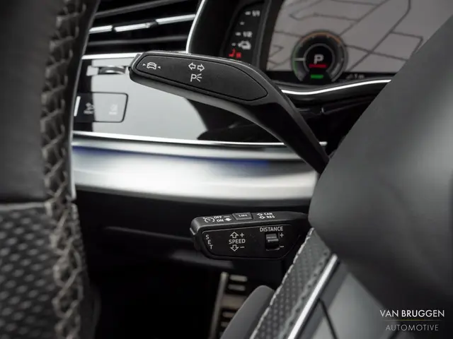 Audi Q8 60 TFSI E Quattro S-Line 2021 Hybride Benzine 26
