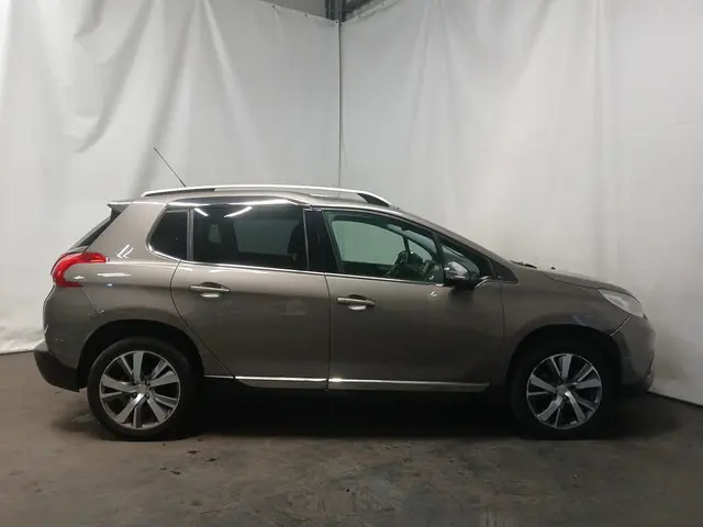 Peugeot 2008 1.6 VTi Féline SCHADEAUTO!! WOK!! 2013 Benzine 4