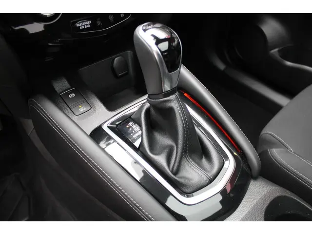 Nissan QASHQAI DIG-T 160 DCT N-Tec 2020 Benzine 28