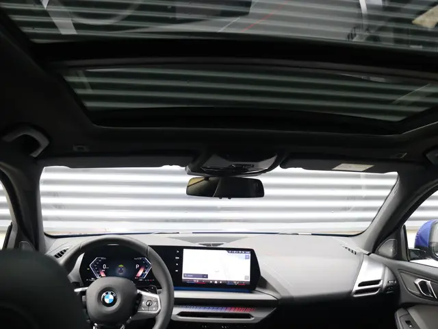 BMW 1 Serie 5-deurs 120 2025 Benzine 33