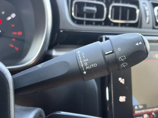 Citroën C3 1.2 PureTech Shine 2017 Benzine 16