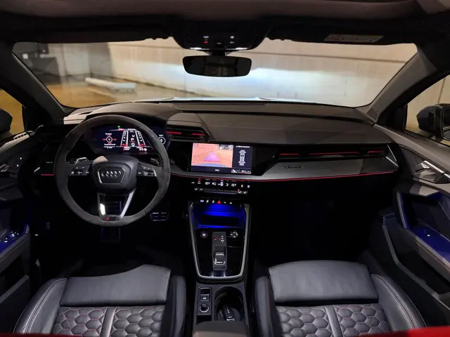 Audi RS3 A3 Sportback 2.5 TFSI QUATTRO 2023 Benzine 30
