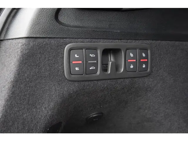 Audi SQ7 4.0 TFSI quattro ABT 7p 2023 Benzine 47
