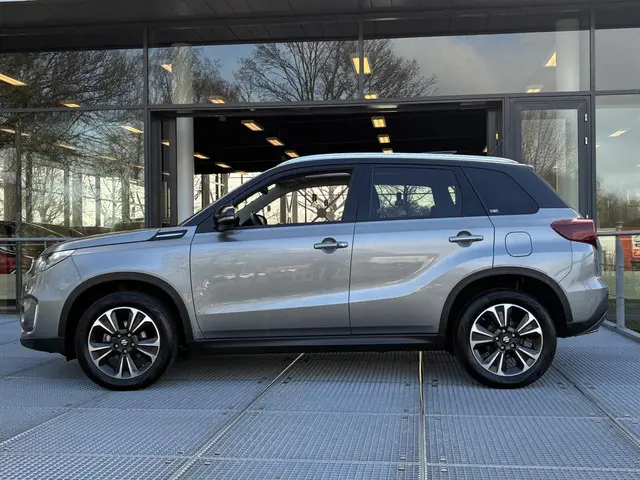 Suzuki Vitara 1.5 Hybrid Style 2023 Hybride Benzine 21