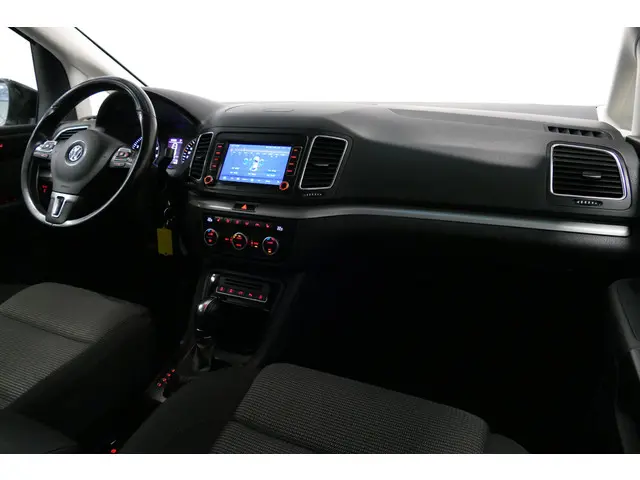 Volkswagen Sharan 2