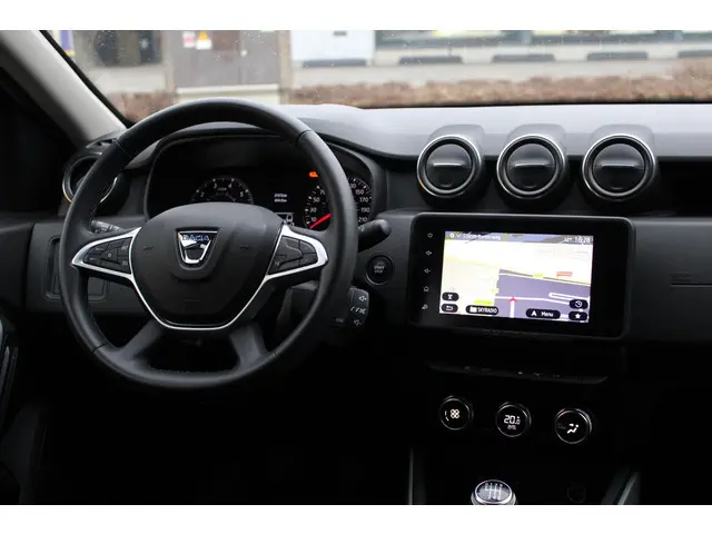 Dacia Duster TCe 100 Bi-Fuel Prestige 2021 Benzine 8