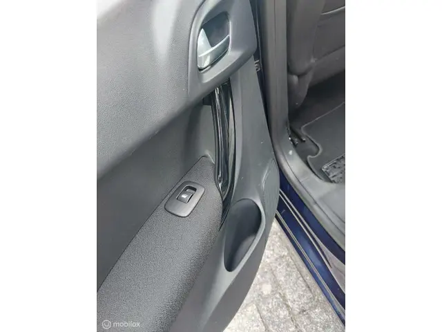 Citroën C3 1.2 PureTech Selection 2017 Benzine 26