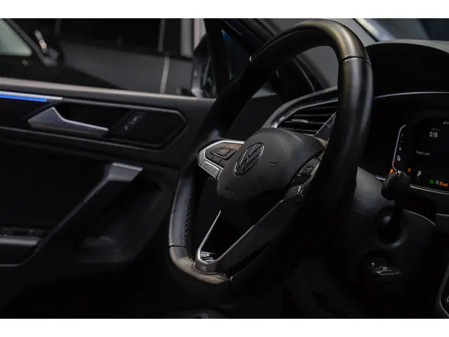 Volkswagen Tiguan 1.4 TSI eHybrid 2022 Hybride Benzine 33
