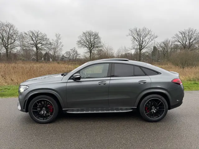 Mercedes-Benz GLE Coupé 400 d 4MATIC 2022 Diesel 46
