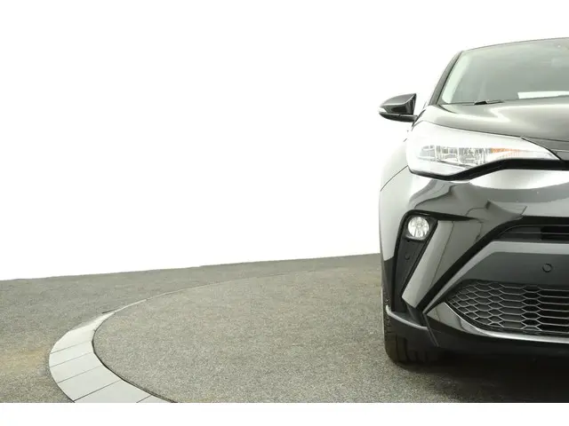 Toyota C-HR 2.0 Hybrid Dynamic 2021 Hybride Benzine 35