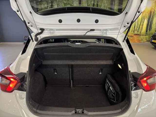 Nissan Micra 1.0 IG-T N-Sport 2022 Benzine 32