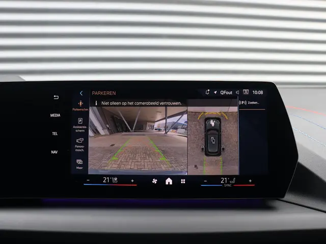 BMW 1 Serie 120 2025 Benzine 27