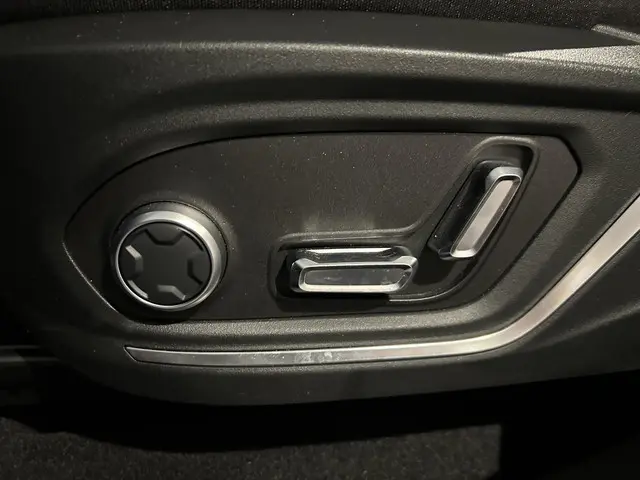 Lynk & Co 01 1.5 2024 Hybride Benzine 30