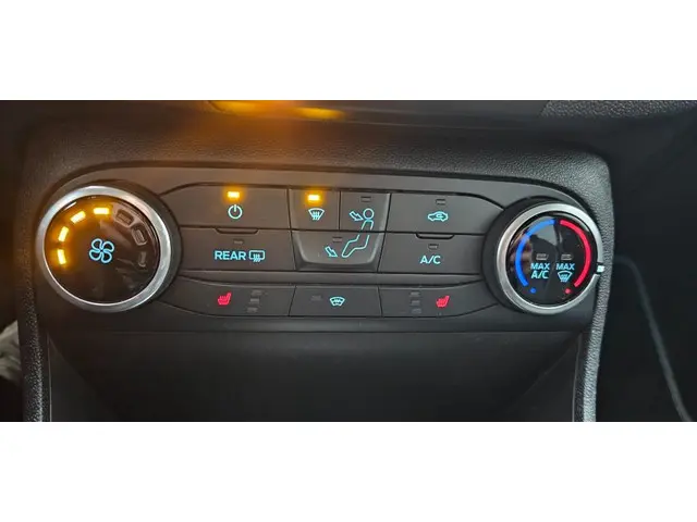 Ford Fiesta 1.1 Trend 2017 Benzine 13