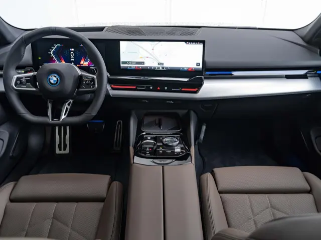 BMW 5 Serie Sedan 530e 2025 Hybride Benzine 7